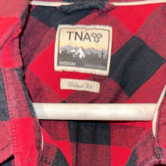 Aritzia TNA Banff plaid flannel button down red - Picture 3 of 3